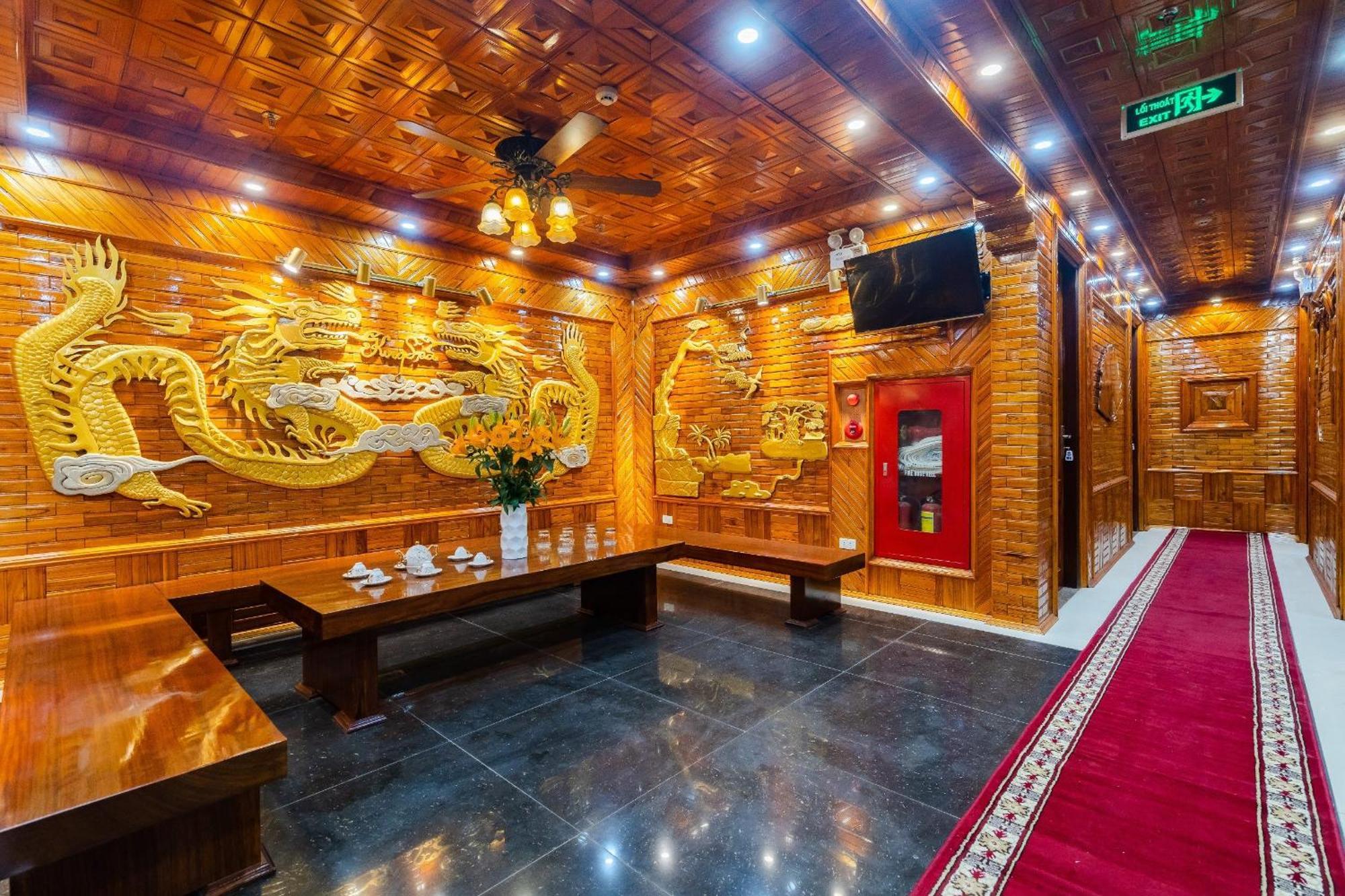 Noi Bai The King Hanoi